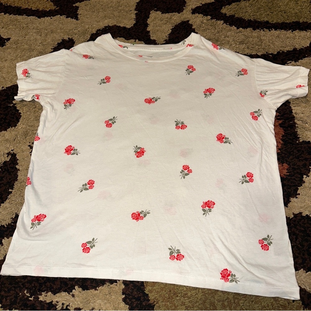 Victoria Secret Rose T-Shirt Size SMALL